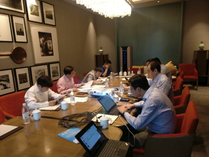 sc_121427_012379.jpg 专家组评审现场_副本.jpg